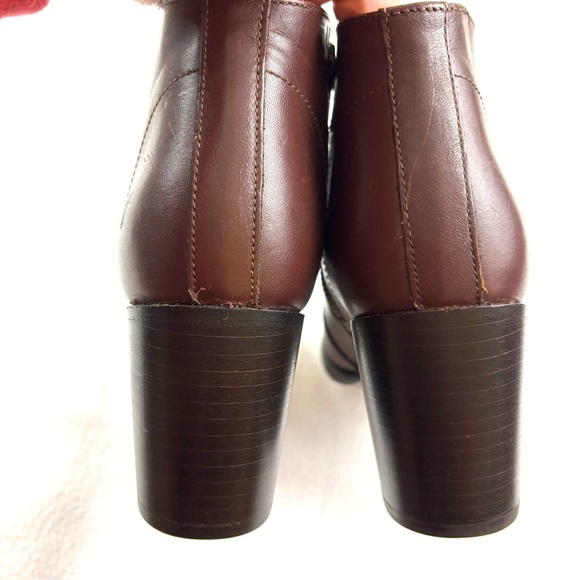 Frye Nora Chestnut Leather Stacked Heel Zip Ankle Moto Western Boots Size 7 - Picture 10 of 11